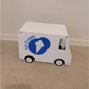 Pottery Barn Kids Ice Cream Wooden Ice Cream Truck